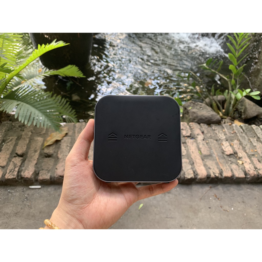 Bộ Phát Wifi 4G Cao Cấp Netgear M1 (MR1100) - Hàng Thương Hiệu Mỹ - Tốc độ 4G 1000Mbps -Pin 5040mAh - Hỗ Trợ 20 Máy