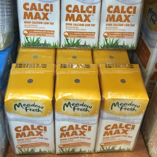 Bloc 3 hộp sữa tươi Meadow Fresh 200ml.