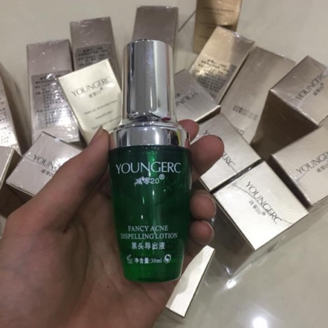 Ủ mụn YOUNGER đẩy mụn lên cực nhiều