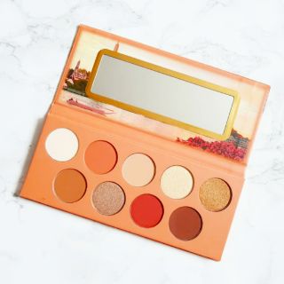 Bảng phấn mắt Sawsdee Bangkok Essence