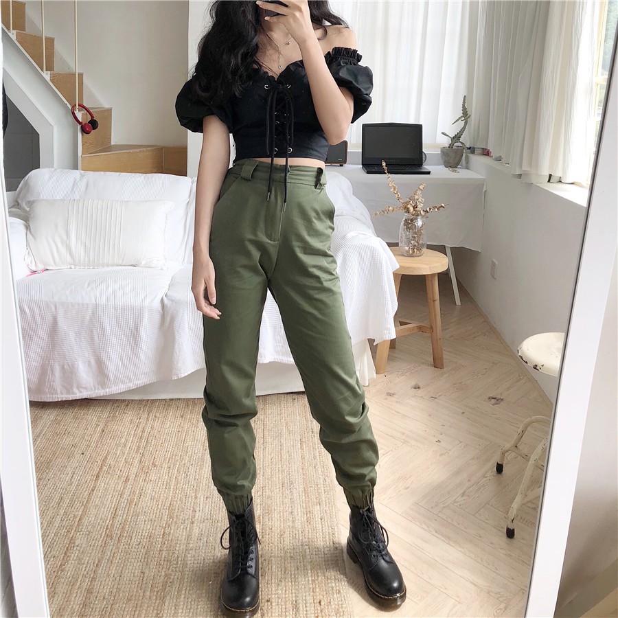 [Mã FAGREEN55 giảm 10% tối đa 30K đơn 99K] [Có Sẵn] Set quần jogger kaki + áo croptop #709 | BigBuy360 - bigbuy360.vn
