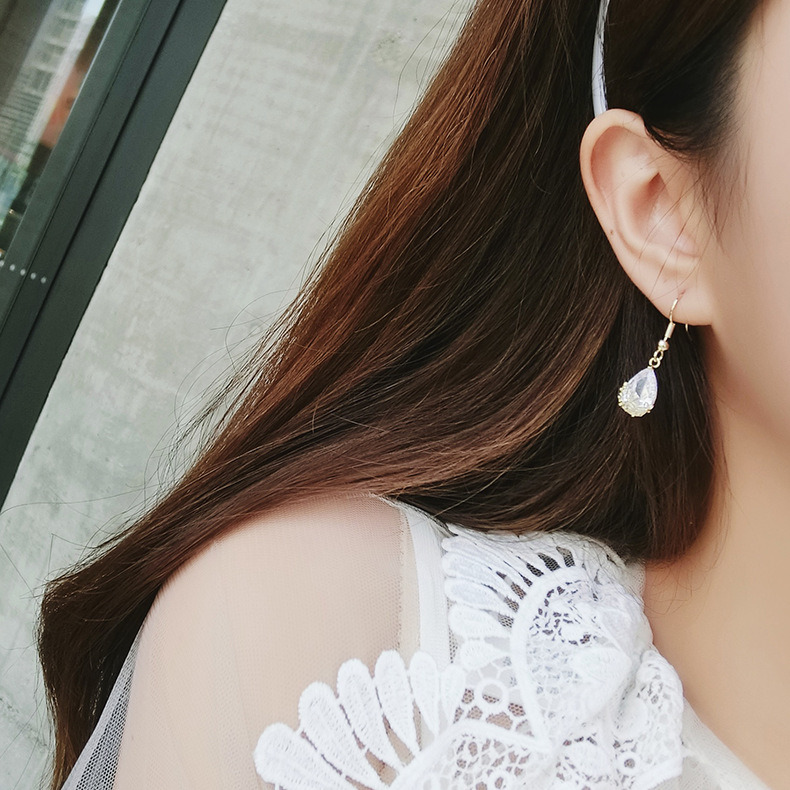 OIMG  Bông tai nữ bộ dây chuyền hợp kim pha lê