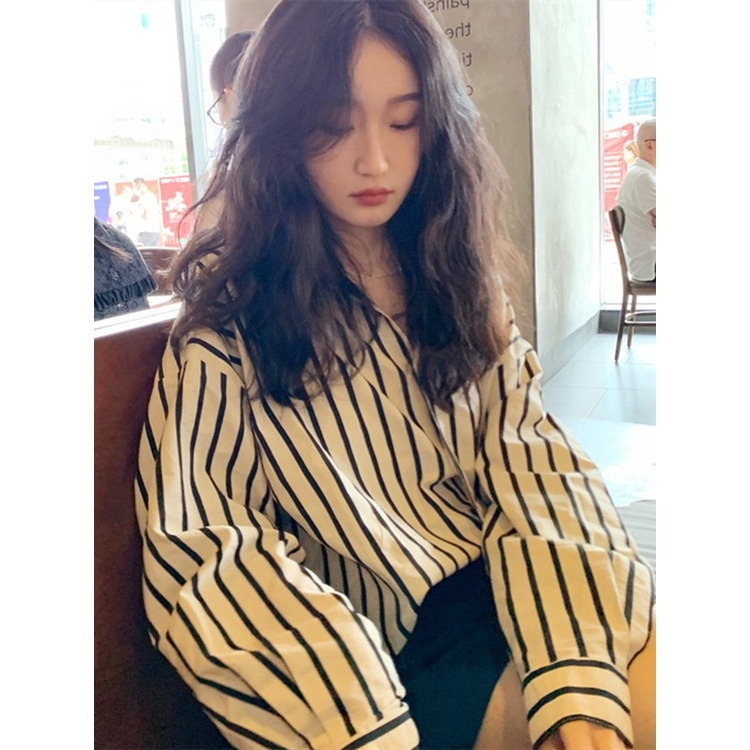 Áo sơ mi QKOOLE tay dài họa tiết kẻ sọc phong cách Hàn Quốc cổ điển thời trang dành cho nữ