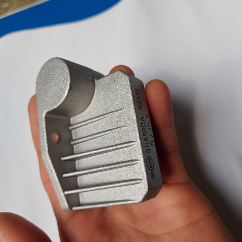 Sạc xe máy Rsx Fi hàng chuẩn..