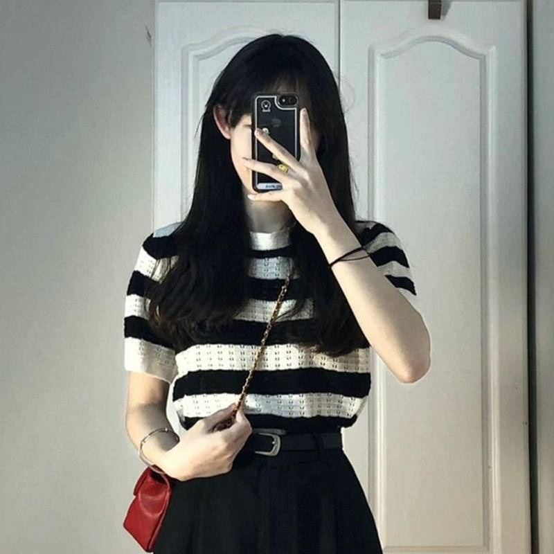 Áo Dệt Kim Ngắn Tay Cổ Tròn Họa Tiết Kẻ Sọc Thời Trang Mùa Hè Hàn Quốc