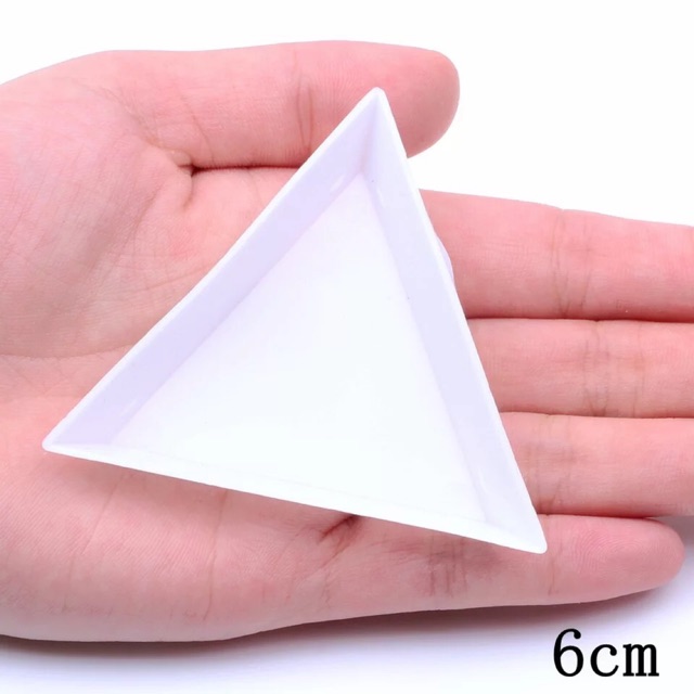 khay tam giác nhựa đựng đá phụ kiện