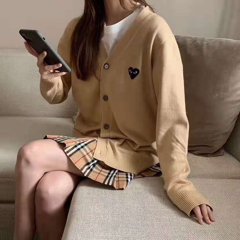 Áo khoác cardigan cổ v dáng rộng thời trang cho nữ | BigBuy360 - bigbuy360.vn
