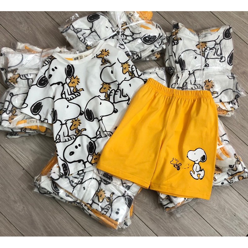 Bộ cộc Snoopy vàng HM 1-10Y (có ảnh thật)