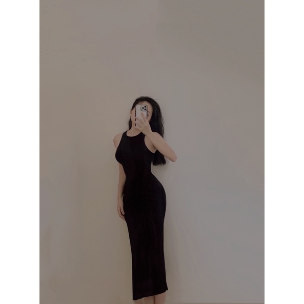 Đầm ôm sát nách dáng dài