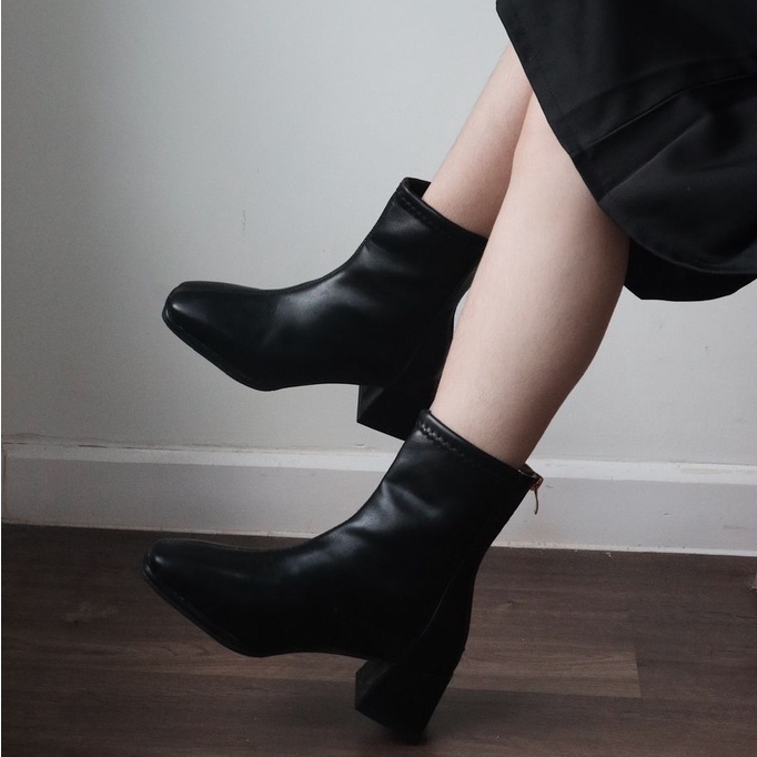 25 STUDIO Giày boots nữ cổ thấp mũi vuông khóa kéo sau gót vuông Square Boots