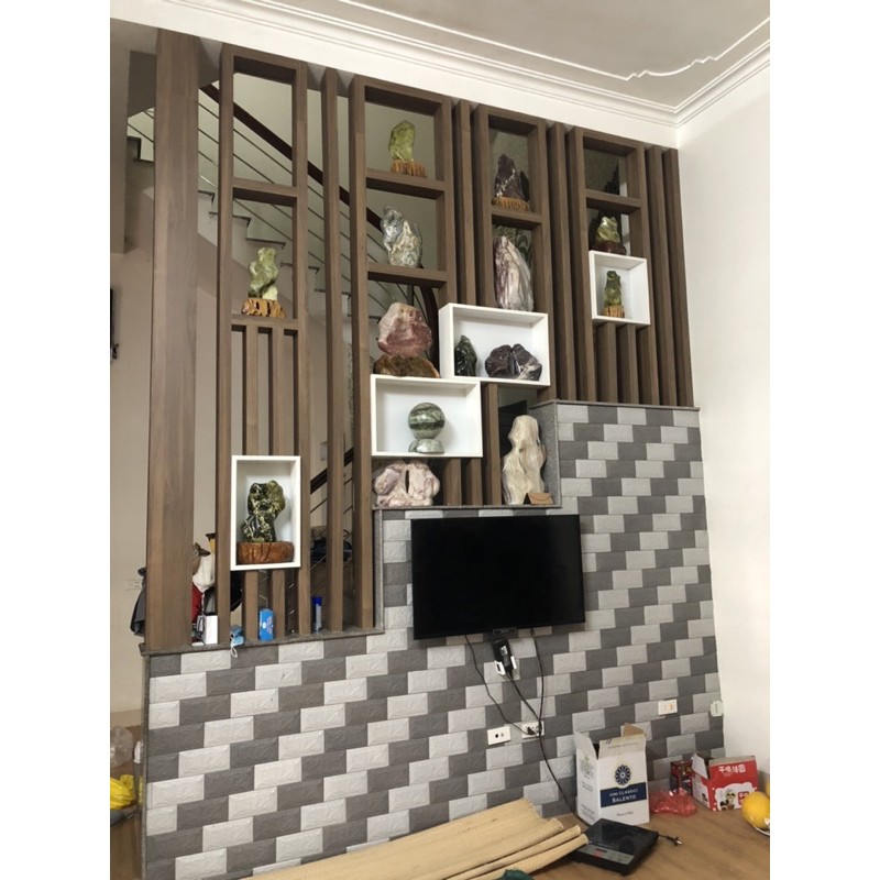 Vách trang trí cầu thang
