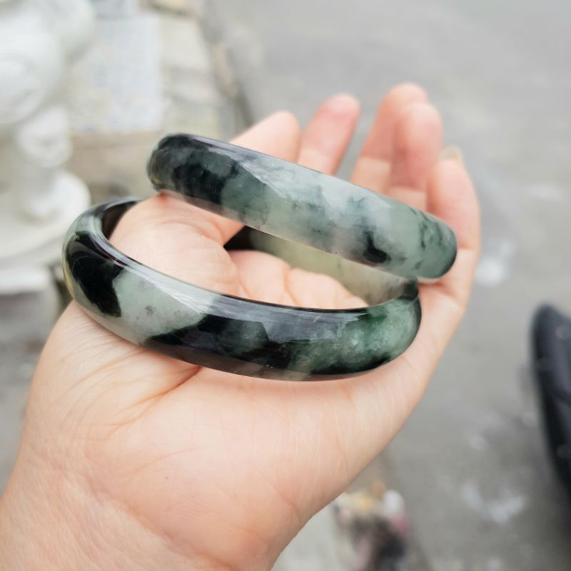 Vòng tay bản liền ngọc C.Thạch gà đen ni 58