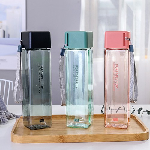 Bình nước nhựa vuông 550ml chống tràn