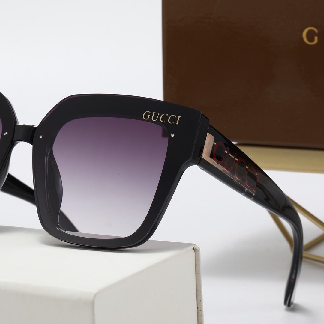 Gucci_ Kính râm 2021 Thời trang Hàn Quốc mới Kính râm phân cực nam và nữ Cặp đôi hợp thời trang Du lịch ngoài trời Kính râm lái xe thời trang Ngôi sao đường phố Chụp ảnh Wild Anti-UV Kính râm