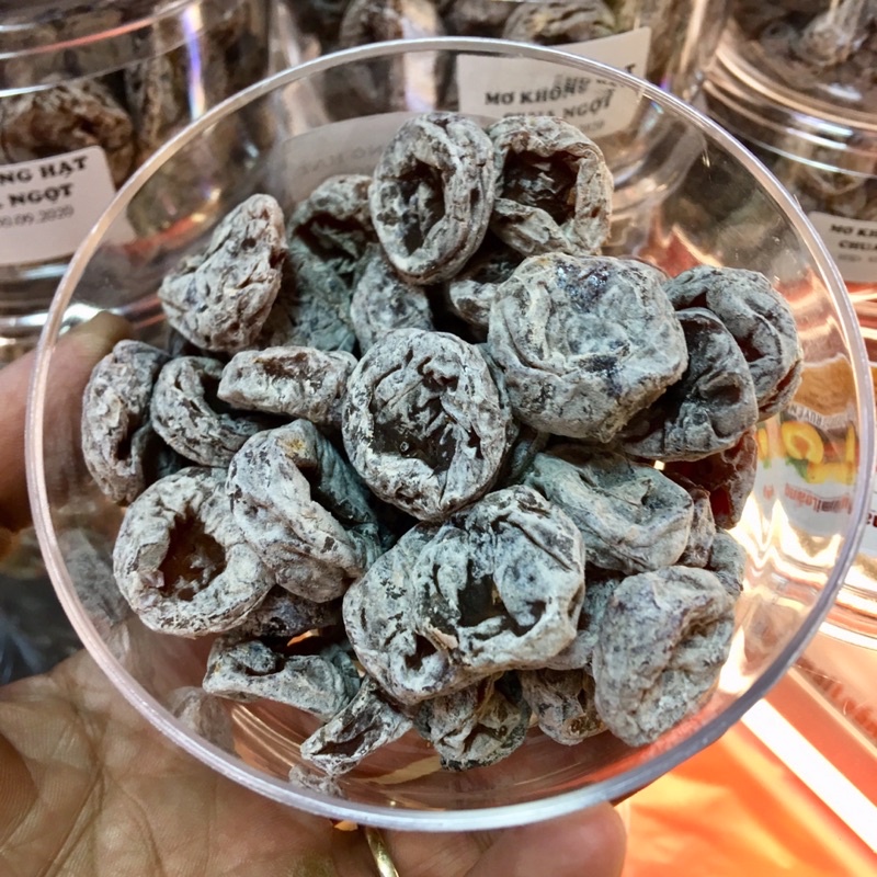 Mơ xí muội không hạt-hộp 300gr