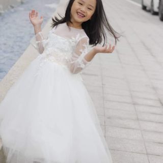 Đầm cao cấp C Minh Hien