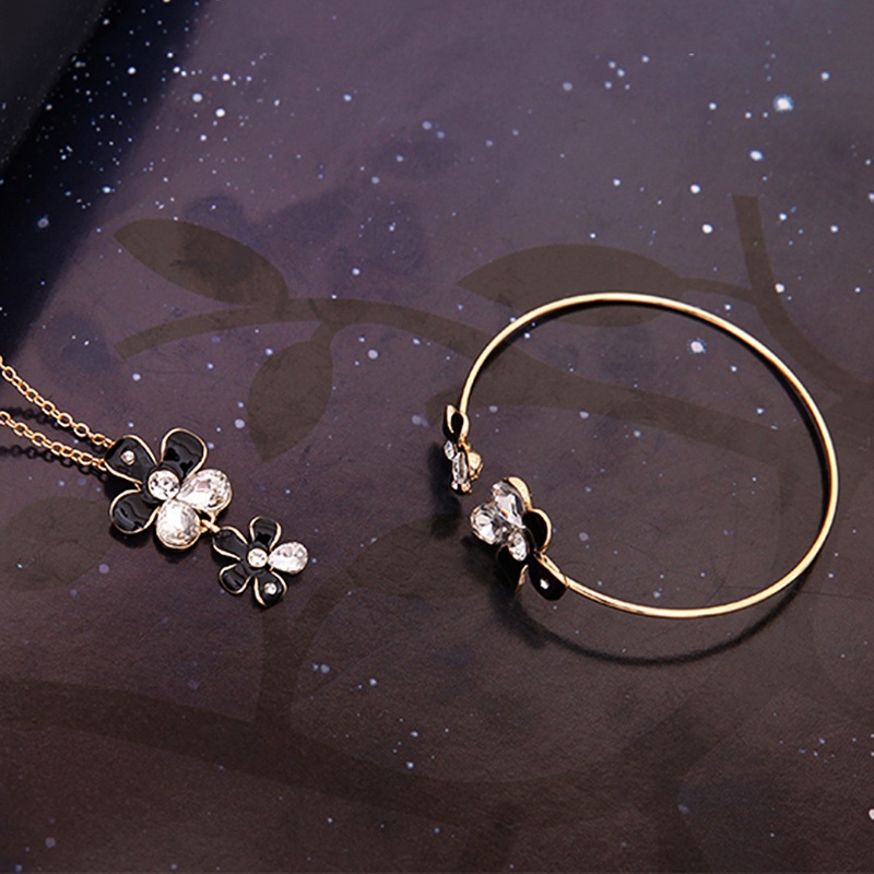 Bộ Trang Sức Đính Đá Hình Hoa Thanh Lịch Dành Cho Nữ