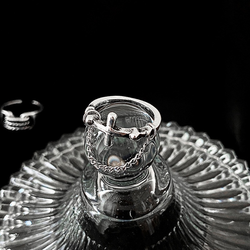 Nhẫn Hở Chất Liệu Thép Titan Hình Thánh Giá Phong Cách Hip Hop Cho Nữ