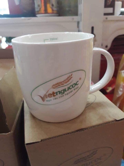 Cốc sứ chia vạch