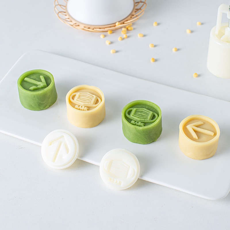 Khuôn Ấn Tay Làm Bánh Hình Hạt Đậu Mung 3D Kèm 2 Con Dấu 30g