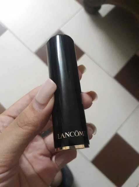 Son đỏ quyến rũ rực rỡ cho mùa đi biển 2019