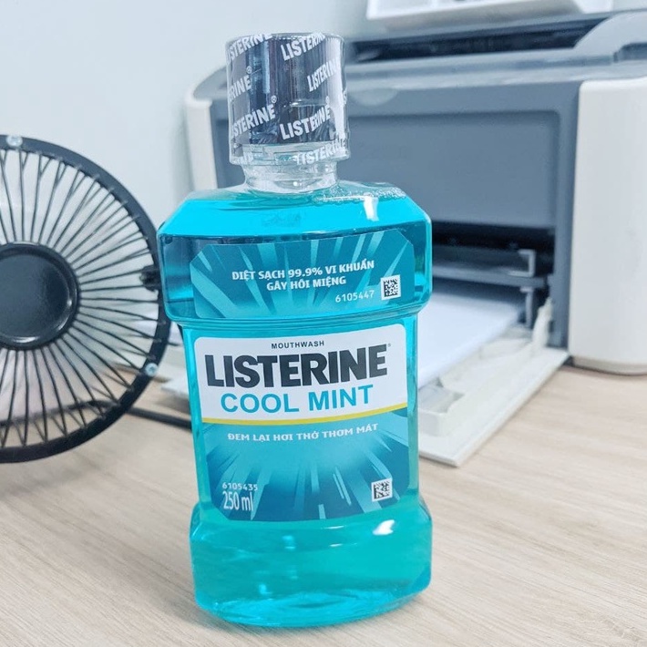 Nước xúc miệng Listerine 250ml nước súc miệng bạc hà thơm mát (1 chai)