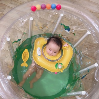 Bể tập bơi cho bé