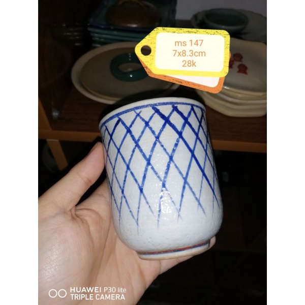 Gốm NHẬT BẢN: Cốc sọc lưới màu lam điền – 147
