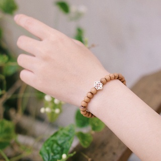 Vòng Ngọc Am mix charm Nút Thắt Cát Tường