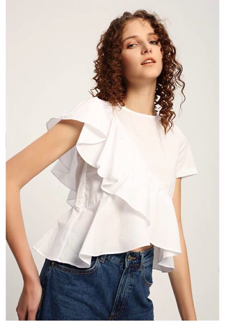 Áo sơmi trắng đáp bèo, chất satin Hàn thoáng mát | BigBuy360 - bigbuy360.vn