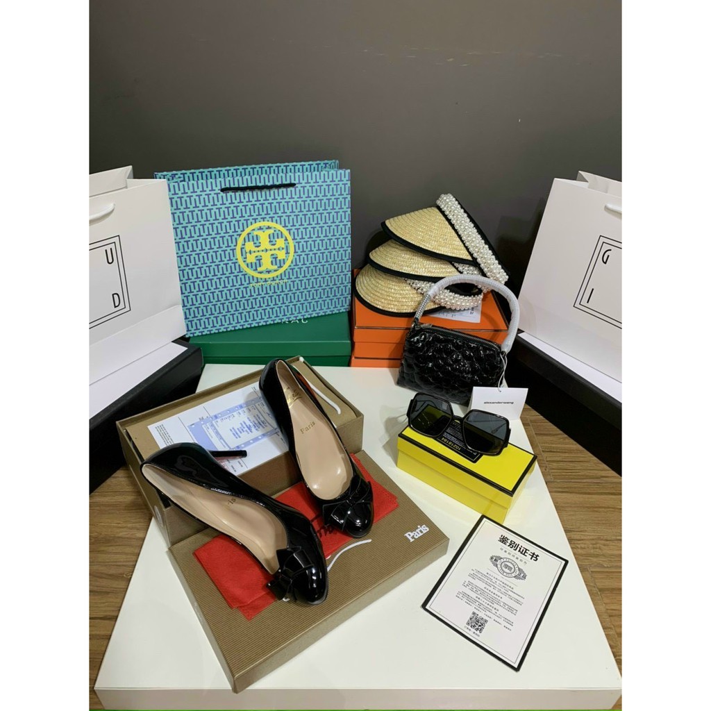 Giày Cao Gót Nữ Louboutine Mặt Bóng Thời Trang Siêu Đẹp Dễ Phối Đồ