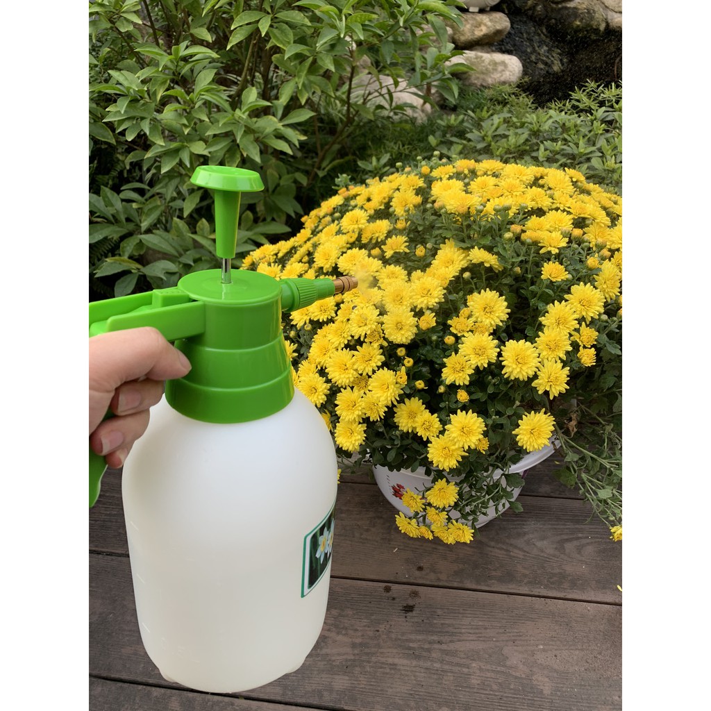 Bình xịt tưới cây BMC 2L