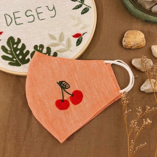 Khẩu trang linen thêu tay