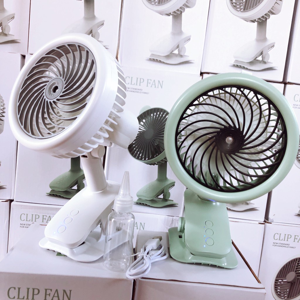 Quạt phun sương mi ni tích điện kẹp bàn có 2 chế độ quạt hàng loại 1 chất lượng cao. Thuong Trademark