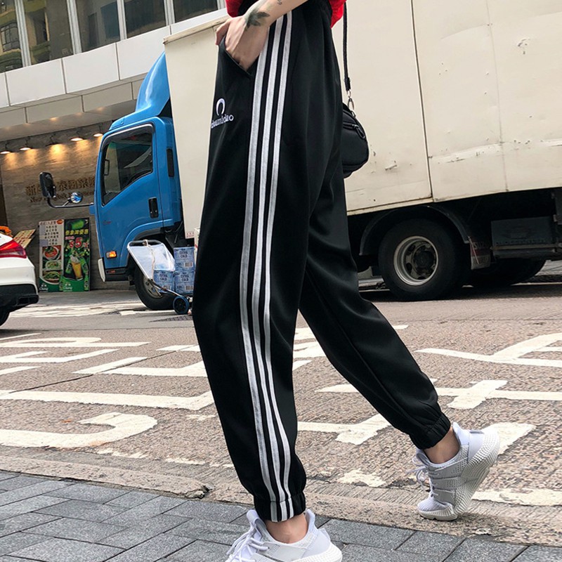 Quần tây phom rộng kẻ sọc cho nữ