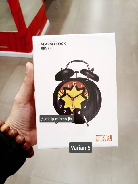 Miniso Đồng Hồ Báo Thức Để Bàn Hình Nhân Vật Marvel 11.7x5.7x16cm