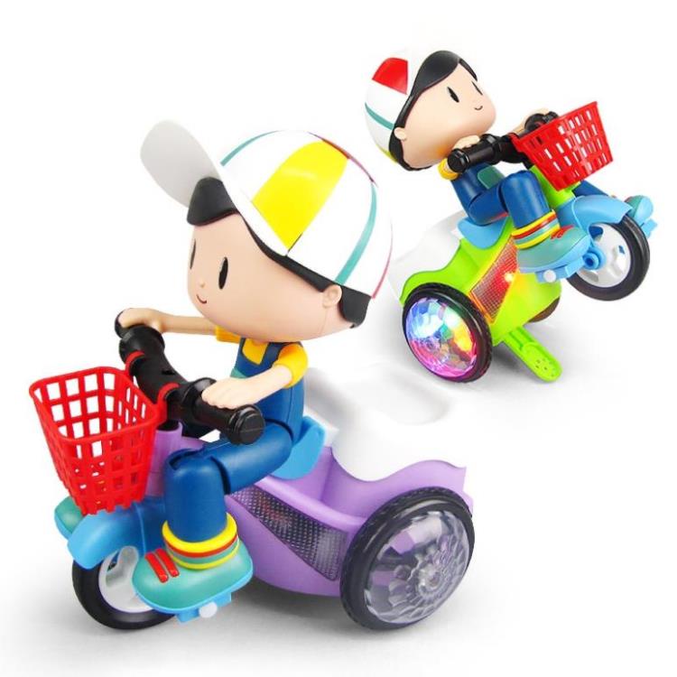 Cậu bé đi xe đạp 3 bánh bốc đầu xe xoay 360 độ có đèn led và nhạc sôi động