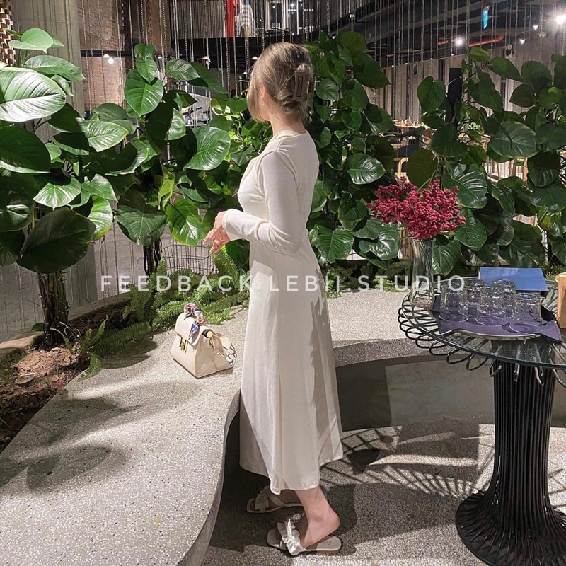 [ORDER] VÁY DÀI ĐEN/TRẮNG CỔ YẾM ( Ảnh feedback phía sau ) | BigBuy360 - bigbuy360.vn
