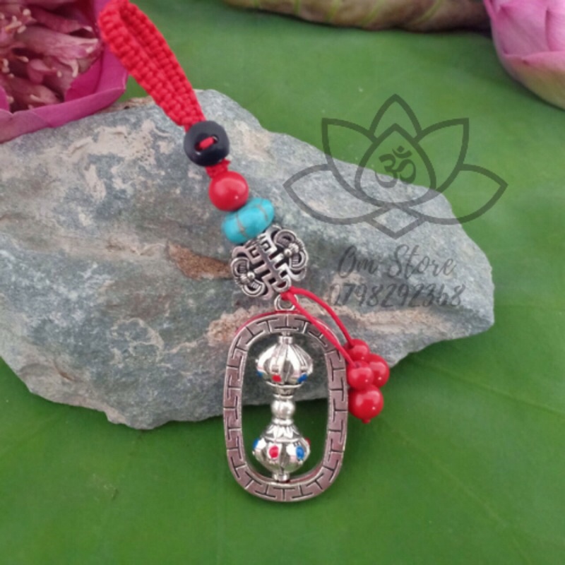 Móc khoá kinh luân và chày kim cang Tây Tạng