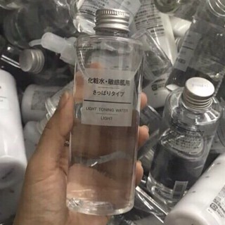 Nước hoa hồng Muji Light Toning Water High Moisture 200ml