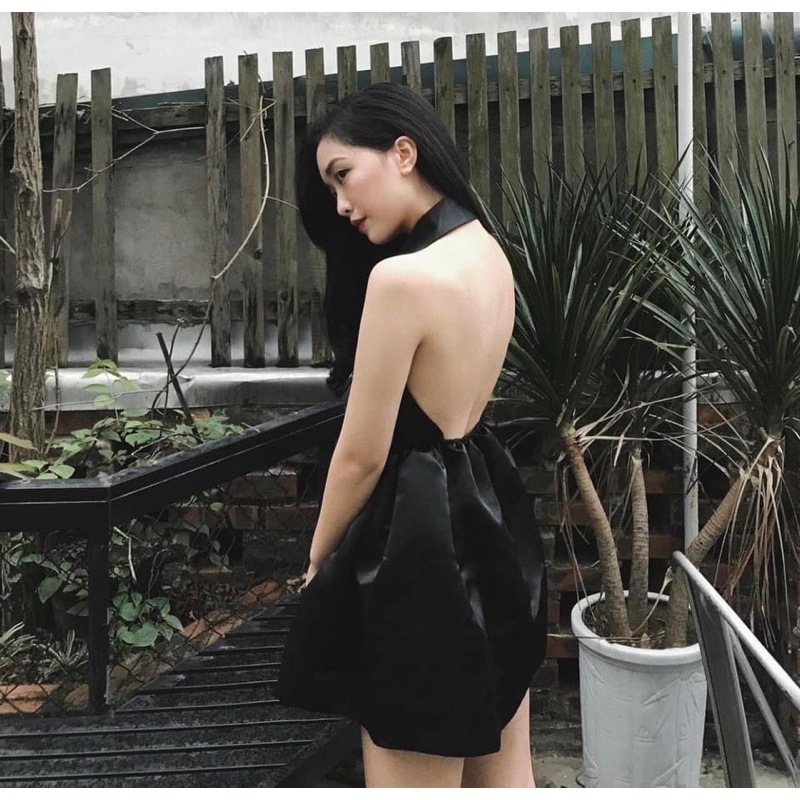 Áo sơ mi yếm chất lụa hở lưng hàng thiết kế