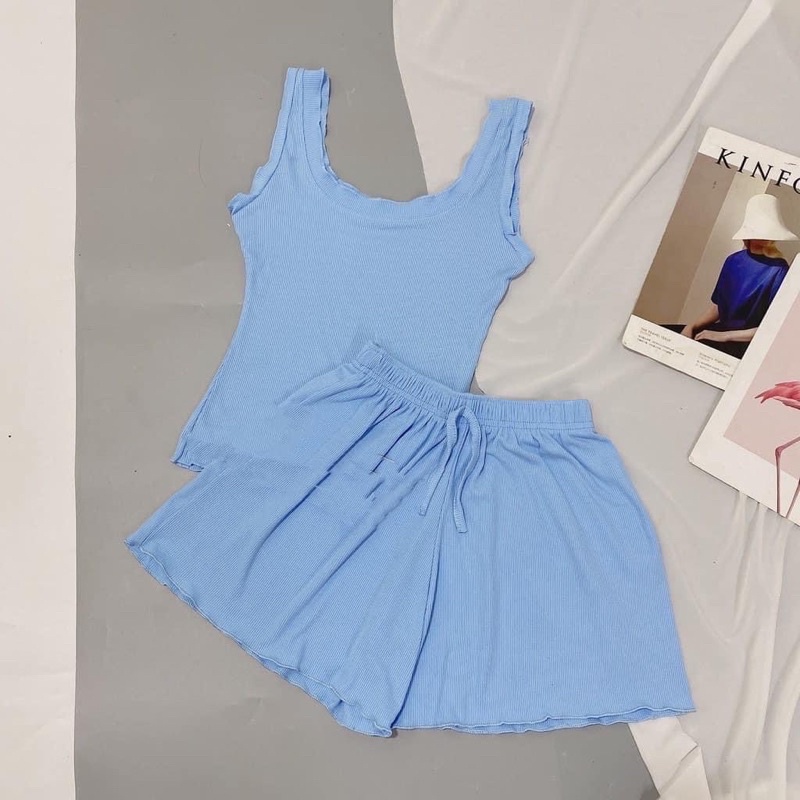 Bộ Ngủ Áo Ba Lỗ Quần Short Nữ Chất Liệu Tăm Lạnh Co Giãn 4 Chiều Thoáng Mát | BigBuy360 - bigbuy360.vn