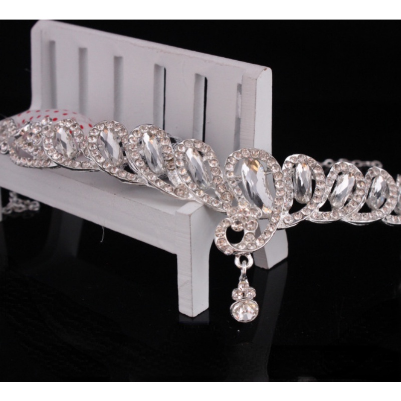 Mặt Dây Chuyền Hợp Kim Hình Vương Miện Đính Đá Sang Trọng Phong Cách Hàn Quốc