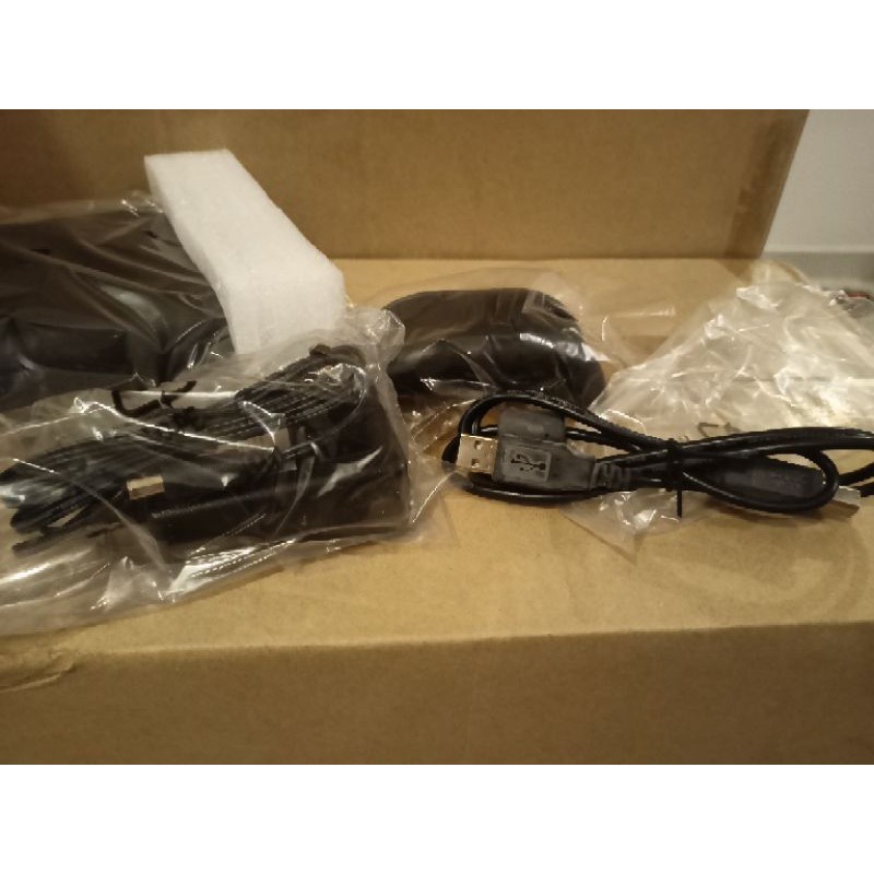 Box lắp ổ cứng PC 3.5 chính hãng iOmega fullbox | BigBuy360 - bigbuy360.vn