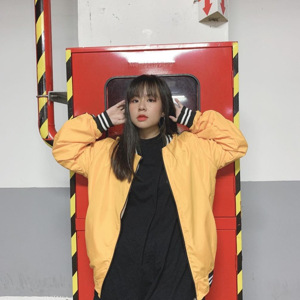 Áo Khoác Dù Nữ Bomber Màu Vàng Bo Viền Cách Điệu Chống Nắng Tốt | BigBuy360 - bigbuy360.vn