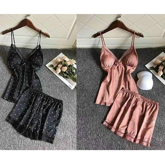 Bộ ngủ lụa chấm bi (quần và áo)