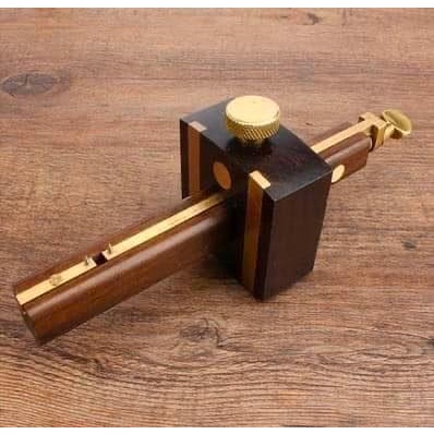 CỮ LẤY VẠCH K1005 LOẠI 1 - 1 CÁI -Dụng cụ lấy vạch dấu, kẻ đường song song với mép gỗ hay vật cho trước. Có thể vạch dấu