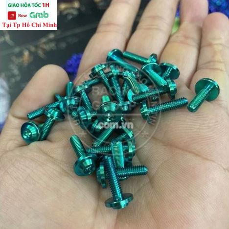 Nắp Bình Dầu Vario Titan Kèm 2 Ốc 4li15 Titan GR5 Trang Trí Xế Yêu Cực Đỉnh