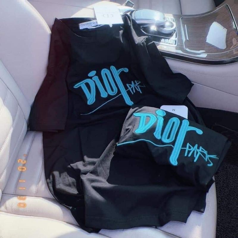 Áo Phông Dior thêu màu đen hàng qc túi zip 39k/1c