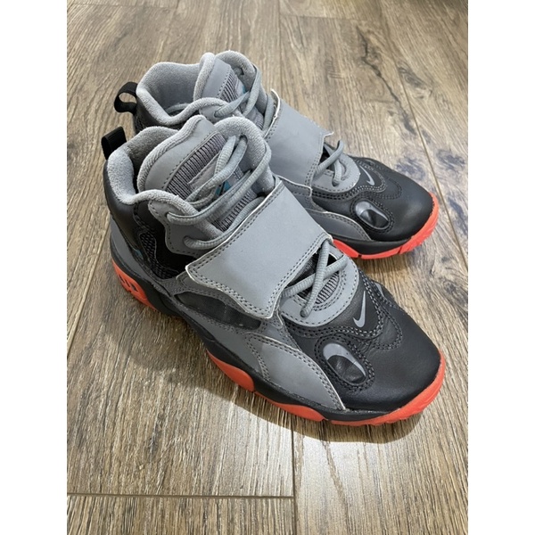 Giày sneakers nike air mã size36 pass